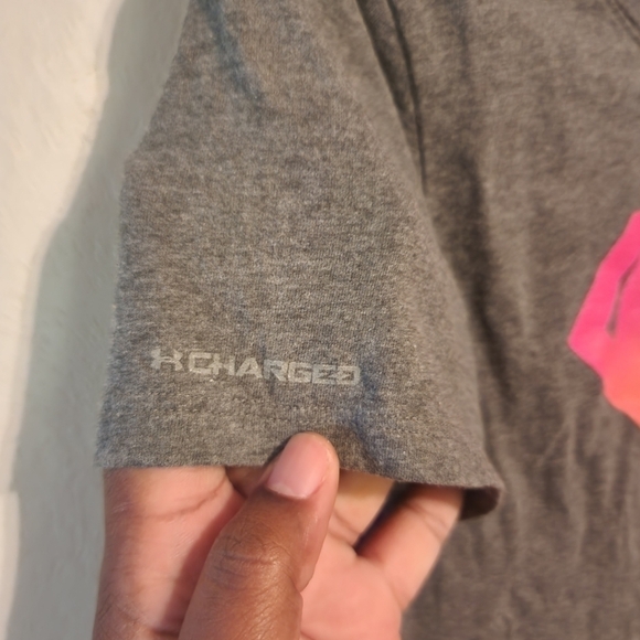 Under Armour Shirt Sz S Gray Superman Heatgear Semi Fitted Charged (spot) - Picture 3 of 12